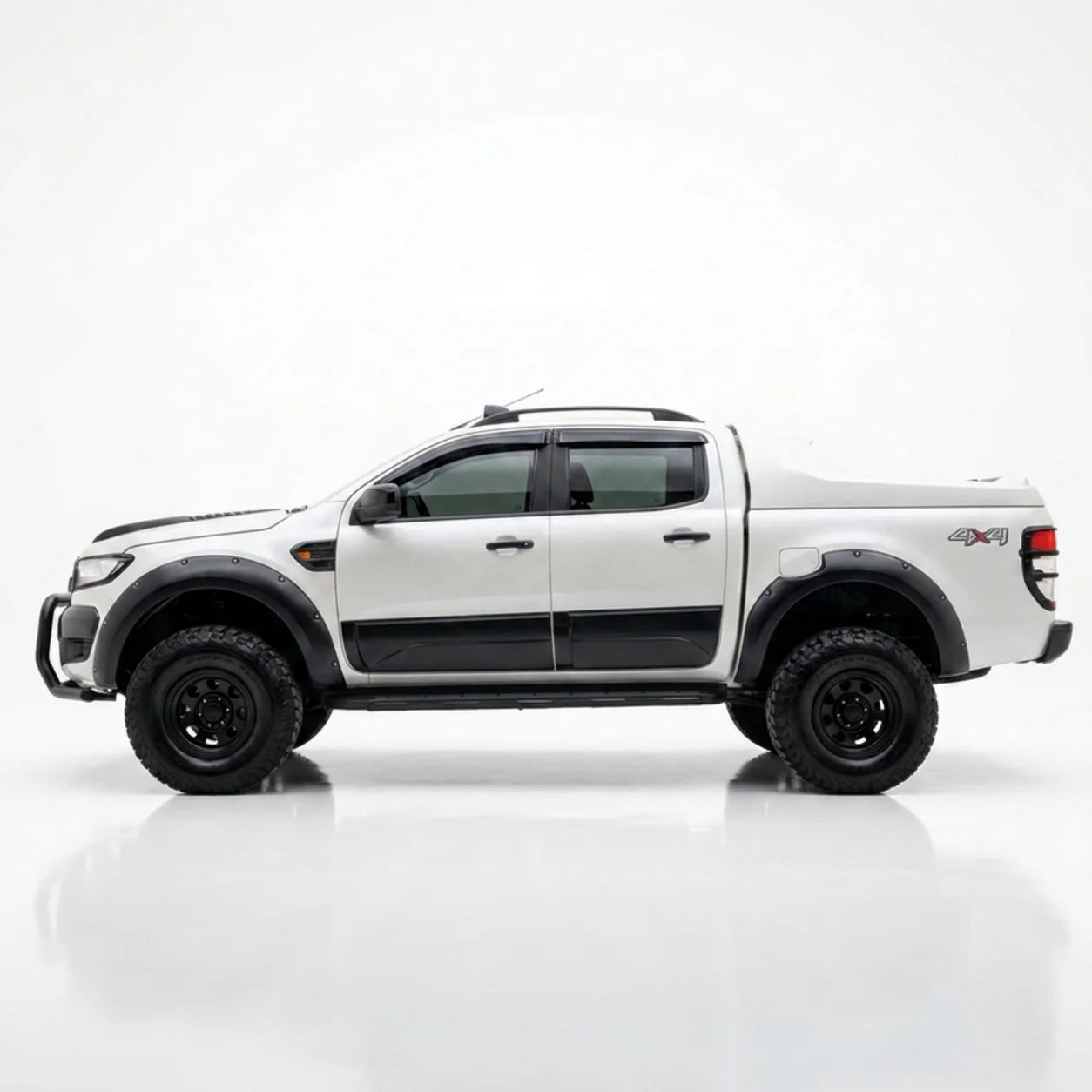 Body Cladding Set (4 Pcs) for FORD Ranger T6 / T7 / T8 (2012–2022) — Matte Black
