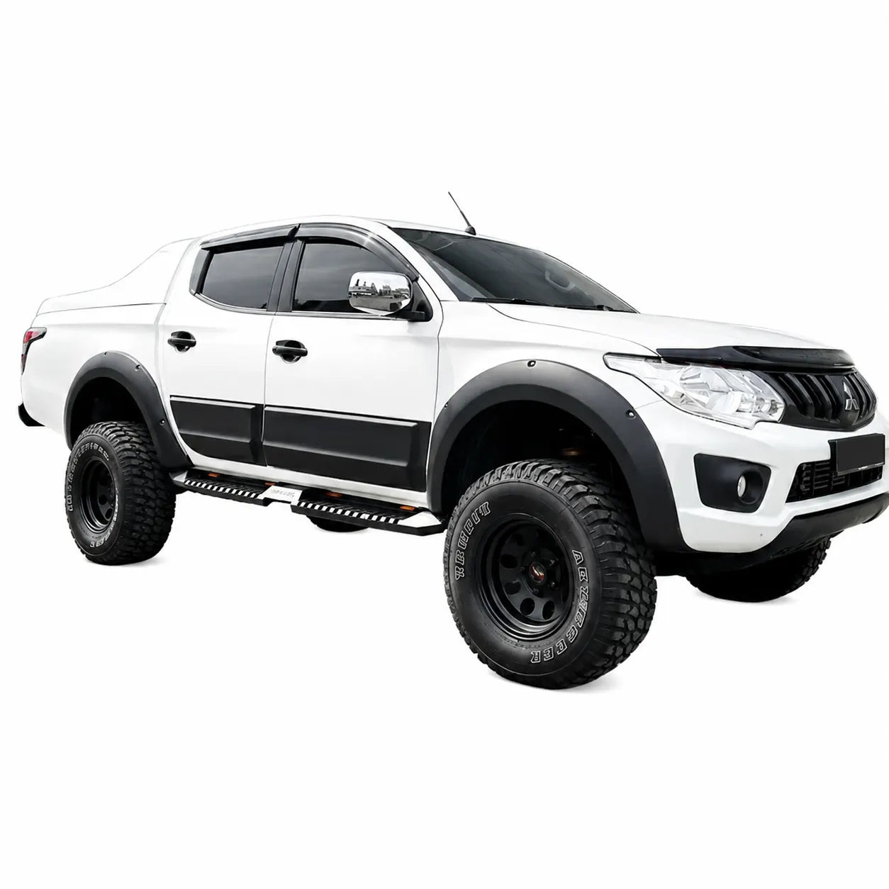 Mitsubishi L200 & Fiat Fullback Body Cladding (4pcs) — 2015+ Matte Black